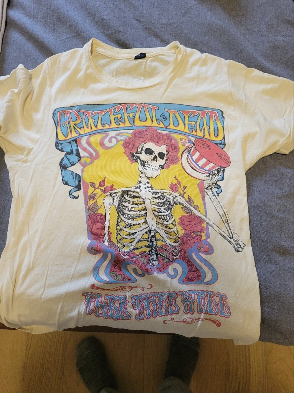 Grateful Dead Short Sleeve Tee in Cream with Multicolor Graphic